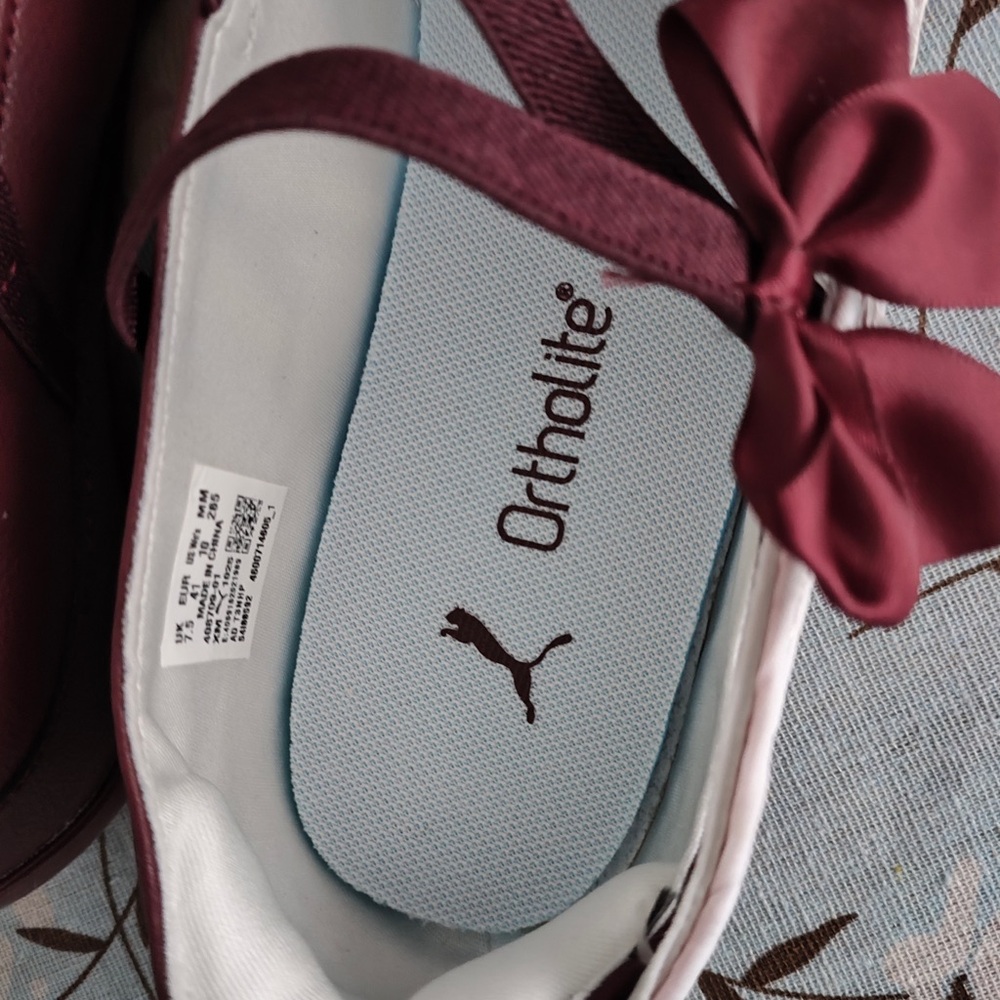 Puma Girls Burgundy, Pink & White Mary Jane Flats with Bows - Picture 6 of 7